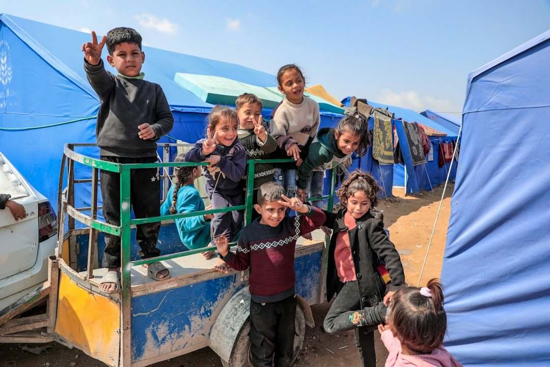Children in a displacement camp in Gaza; illustrative image for a UNICEF humanitarian report